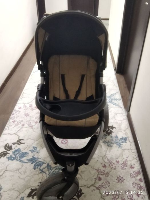 Kolyaska va avtokreslo