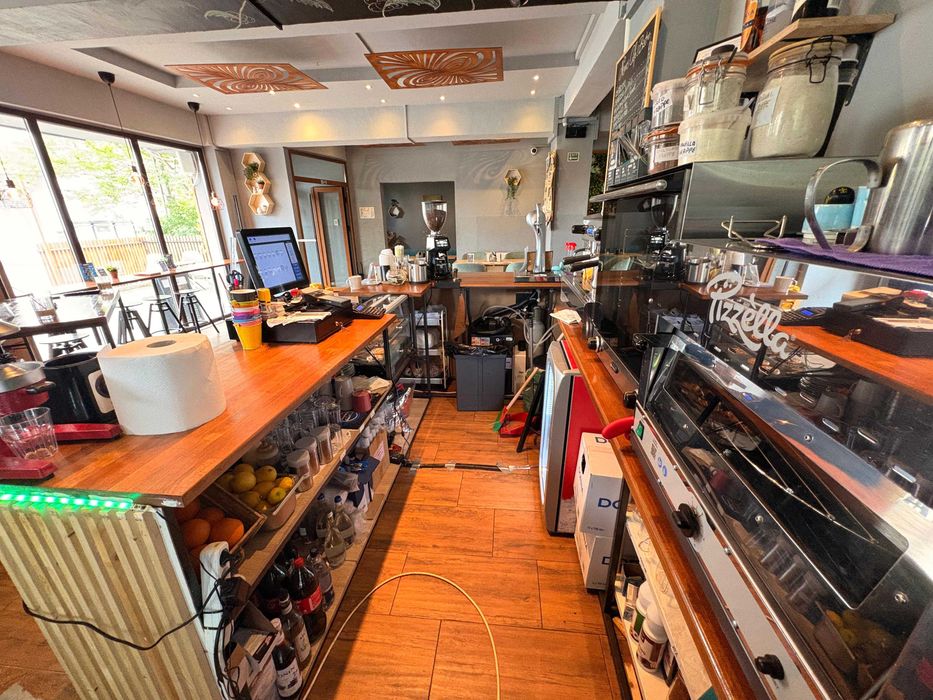 Vând afacere Bistro-Cafe la cheie