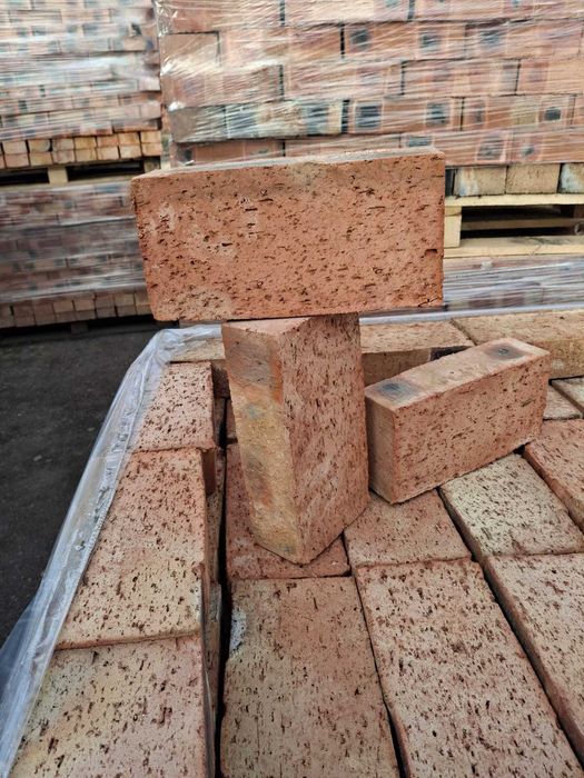 Кирпич рядовой полнотелый