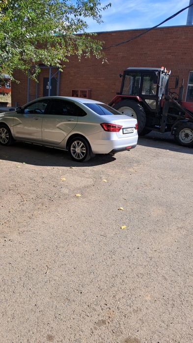 Продам Лада веста