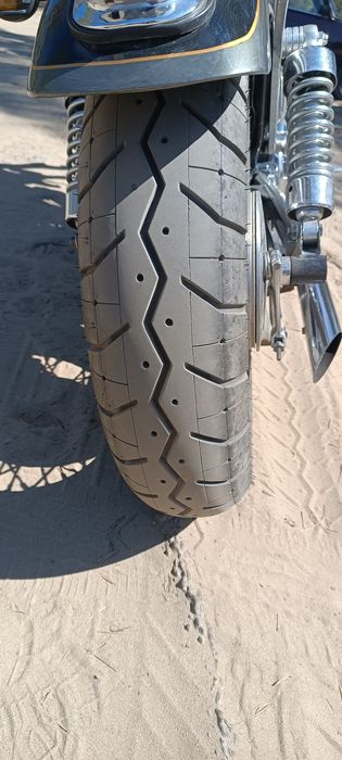 Suzuki Intruder VS400