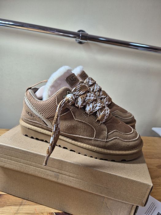 Кроссовки UGG Lowmel