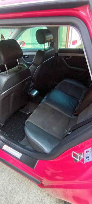 Audi a4b7  devanzare