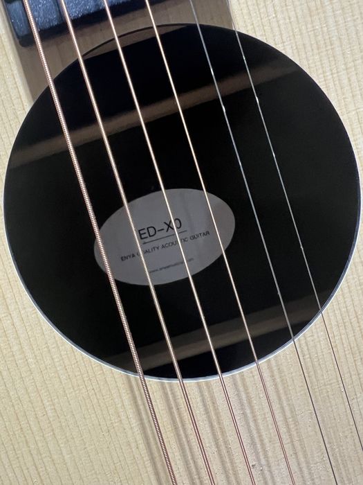 Гитара электроакустическая