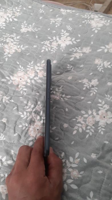 В продаже vivo v23e