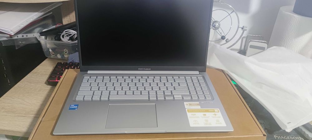 Laptop ASUS Vivobook 15 X1504ZA  i3-1215U  15.6'' Full HD,