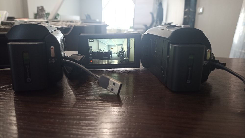 Видеокамеры  Sony 9.2, 3 штуки