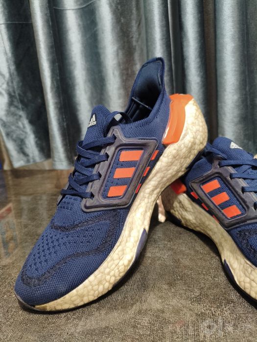 Оригинальные кроссовки Adidas