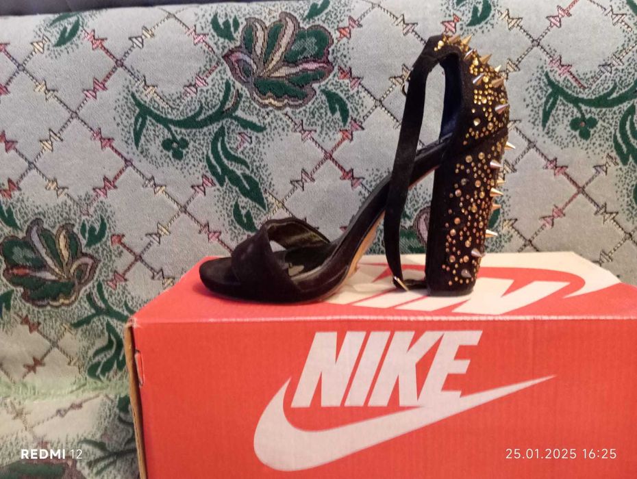 продам обувь от 1000 тг