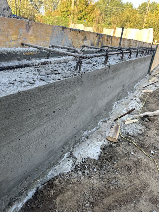 Executam lucrari de constructii