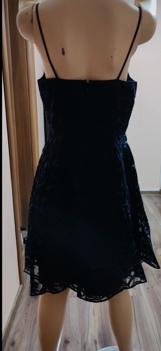 Rochie Calvin Klein – mărime 6P US (36–38 EU) – nouă