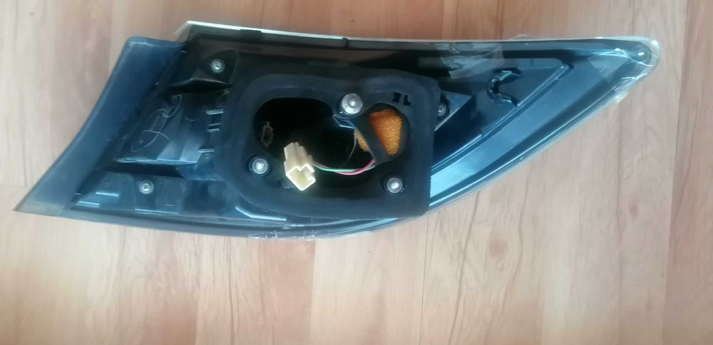 ляв стоп мазда 6