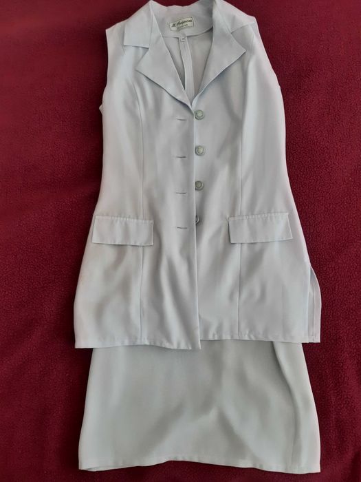 Продавам летен костюм