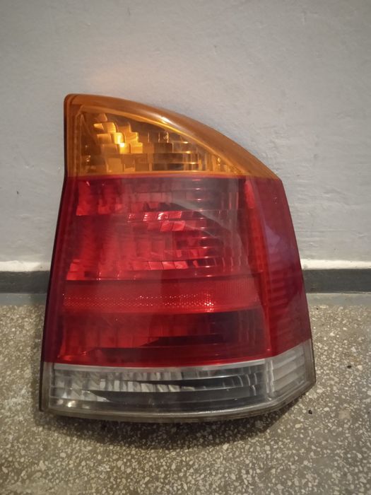 Far dreapta spate pentru Opel Vectra C