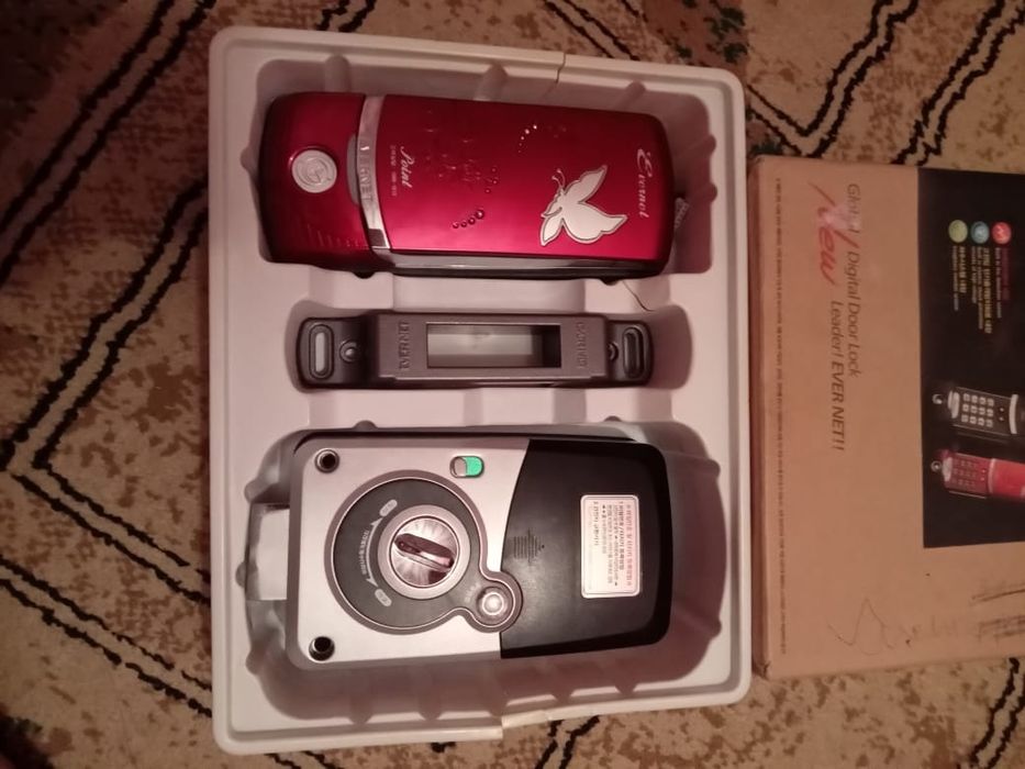 замки для двери  электронный