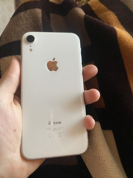 Продам айфон хр без комплекта