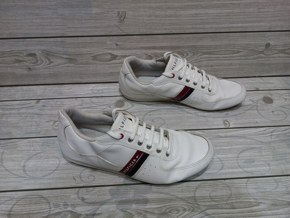 Tommy Hilfiger N 41 кожени Unisex
