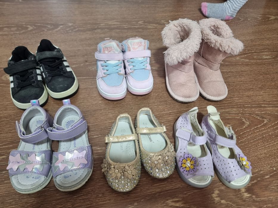 Цена за все Обув для девочек 22 размер Как новый Отличном состоянии Ту