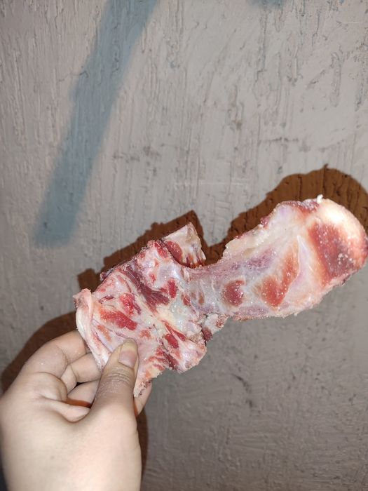 Кости говяжие. Мясо .