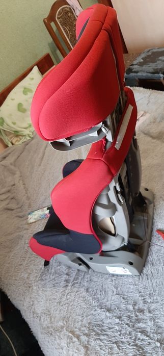 Автомобильный кресло