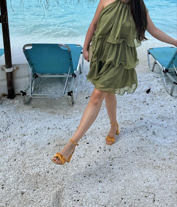 Sandale galbene, piele intoarsa, 36, Benvenuti