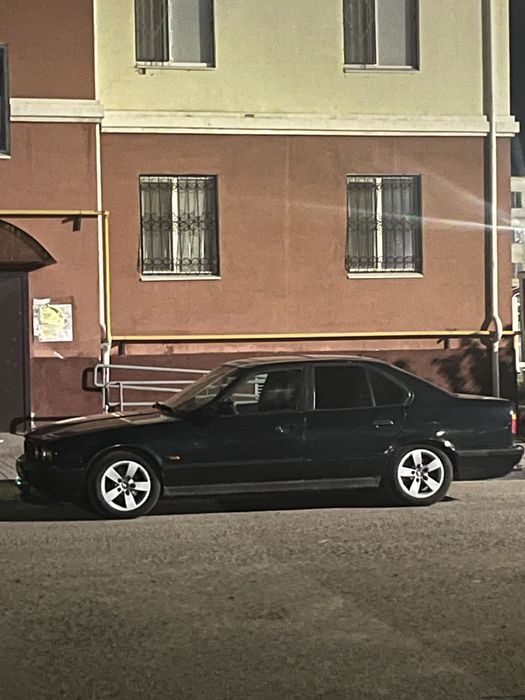 Продам Бэху 5 в