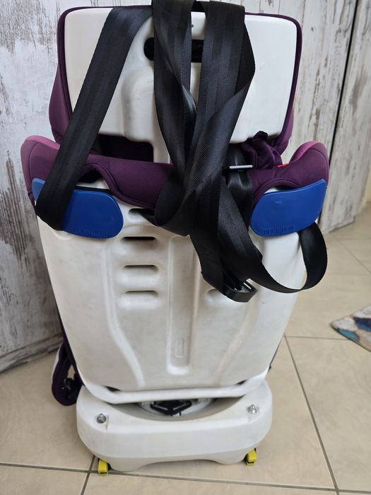 Vând scaun auto pt copii Lionelo