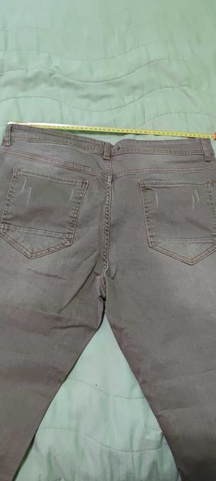 Дънки бежаво-кафяви