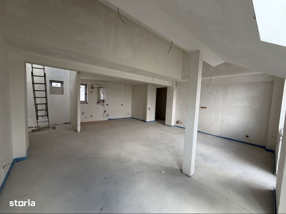 Apartament pe 2 nivele strada Corvinilor