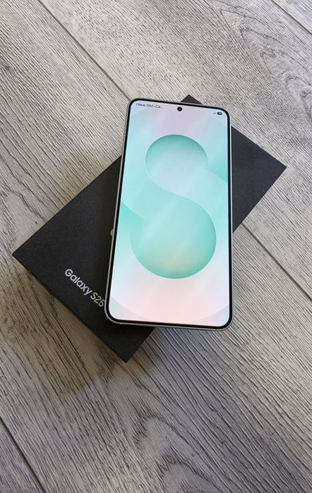 Samsung Galaxy S25 256gb Mint гаранция до 4.2027
