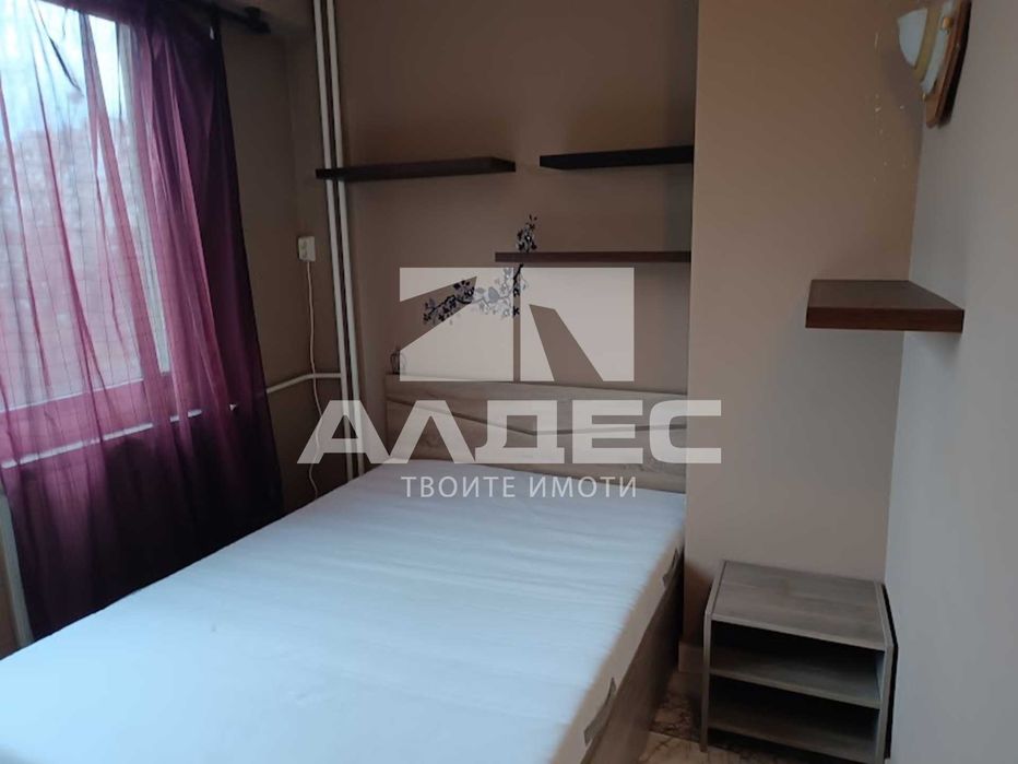 Продава се обзаведен, преустроен 2-стаен ап. в Разсадника!