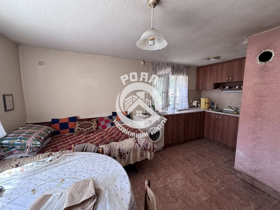 Продава се Къща в Първомай - 172 кв.м за 521 €/кв.м - Снимка #6