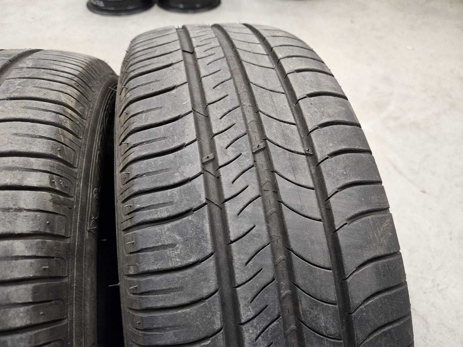 4 Anvelope de VARA 205.60.16 'Michelin' ; stare buna