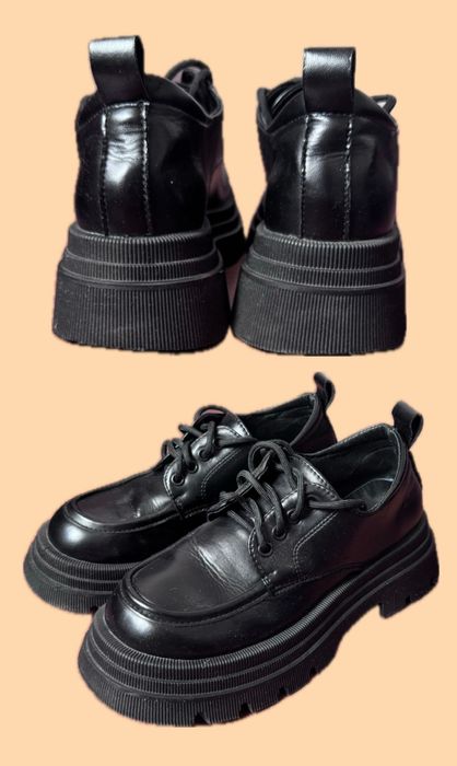 Ботинки со шнурком