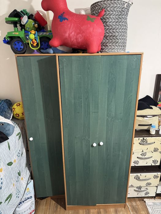 Продаю шкаф в хорошем состояниий