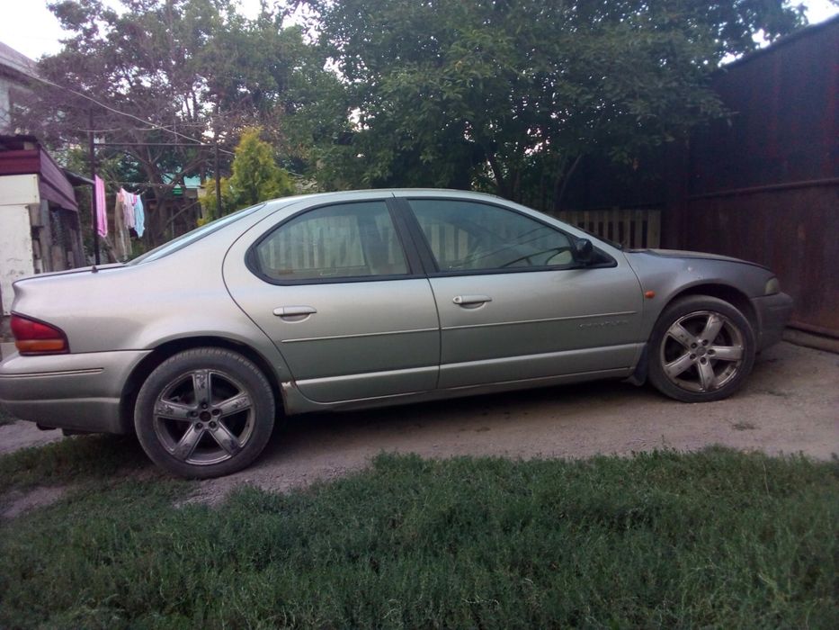 Chrysler Stratus