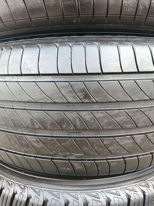 255_45_R20 Mishelin