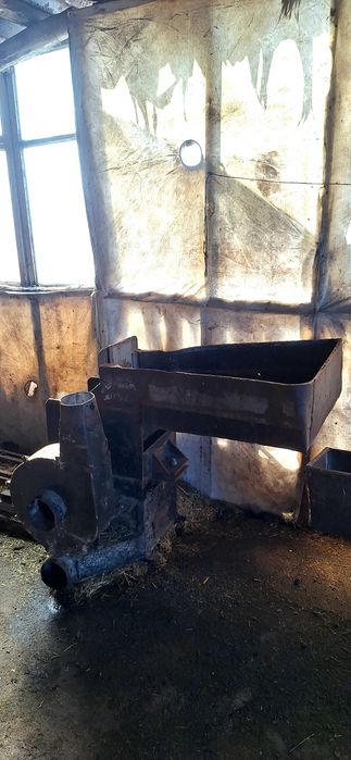 Продавам фуражомелка без мотор