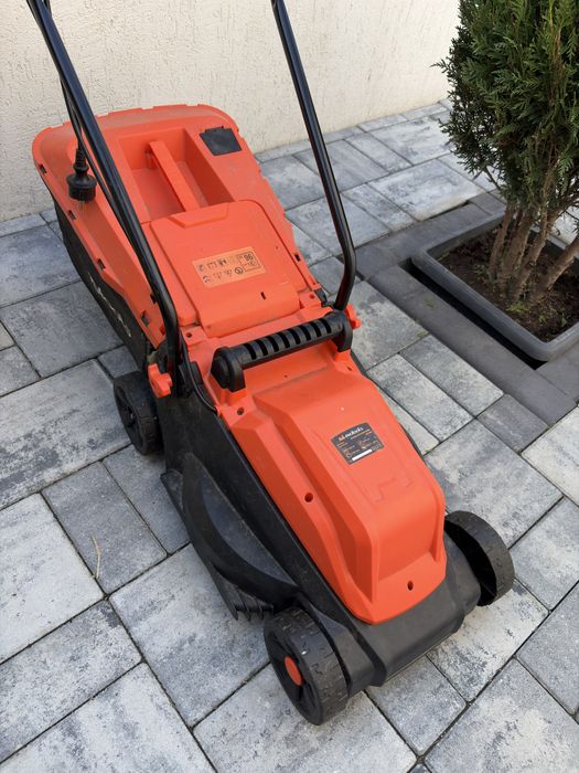 Vand masina de tuns iarbă electrică