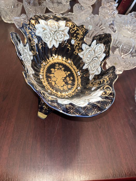 Qora chinni olma soladigan 2 ta