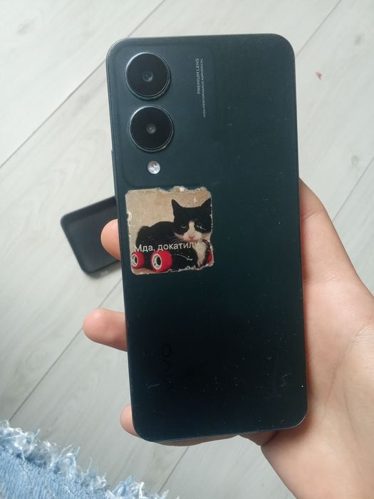 Продам редми а3 и vivo y17s