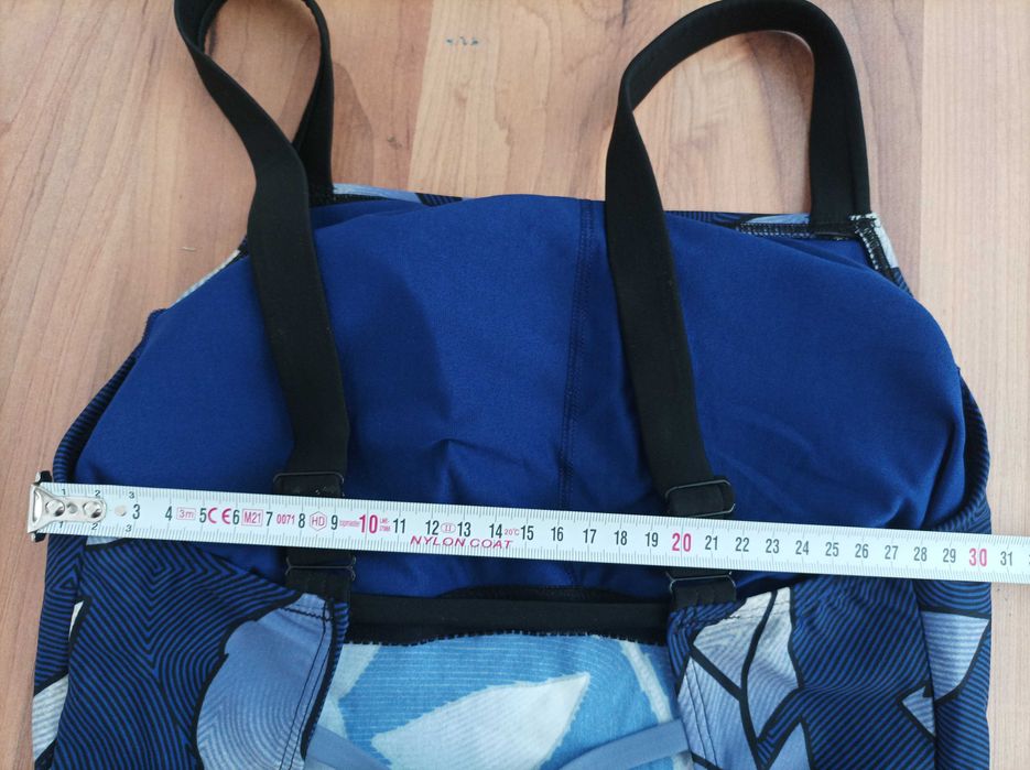 Adidas S размер нов бански