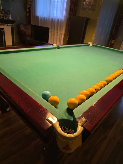 Продам бильярдный стол