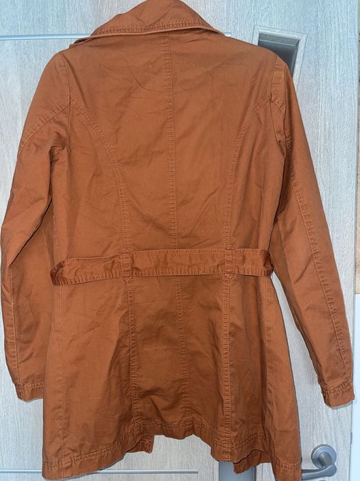 Trenci maroniu damă!