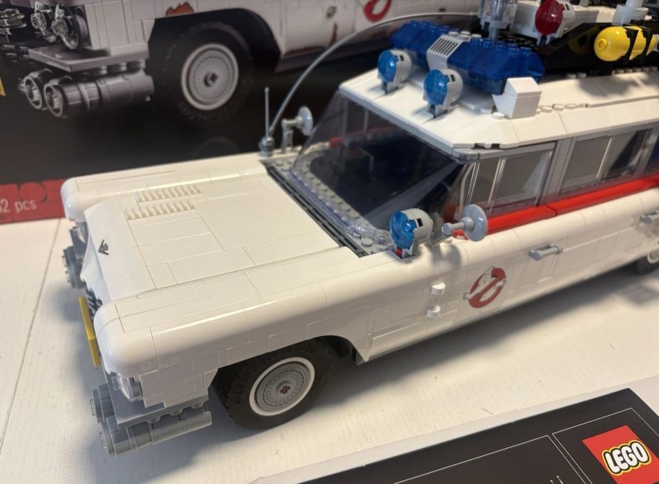 LEGO 10274 Ghostbusters ECTO-1