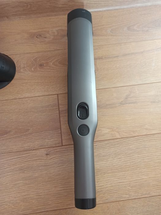 Ръчна прахосмукачка Shark