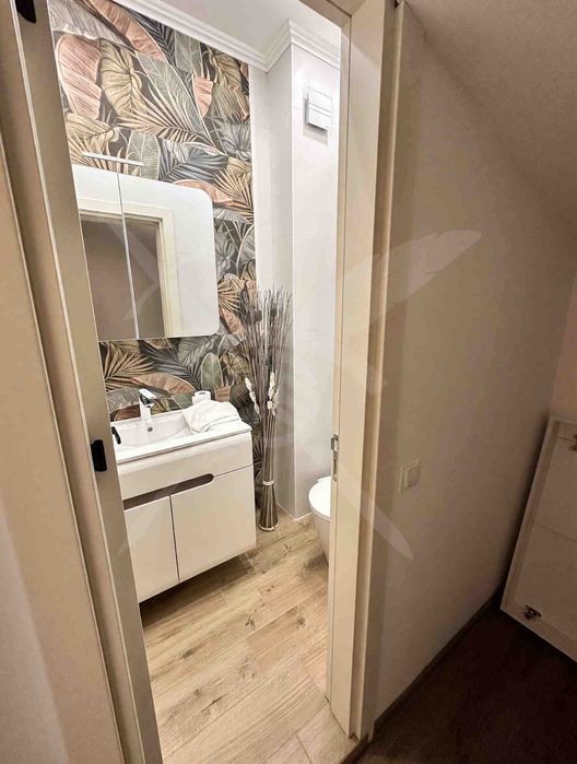 Продава се Къща в Бургас, Сарафово - 180 кв.м за 3056 €/кв.м - Снимка #9