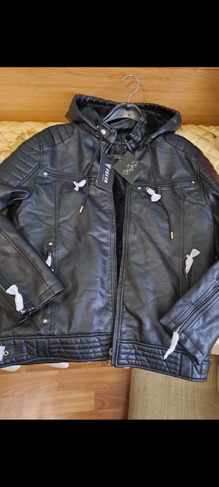 Мъжко зимно ново яке 65лв.