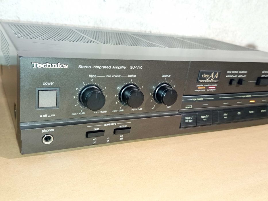 Стерео усилвател Technics SU-V40