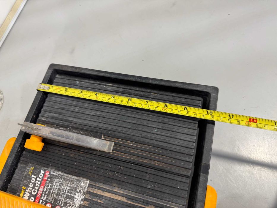 Машина за плочки - 300 W (малка)